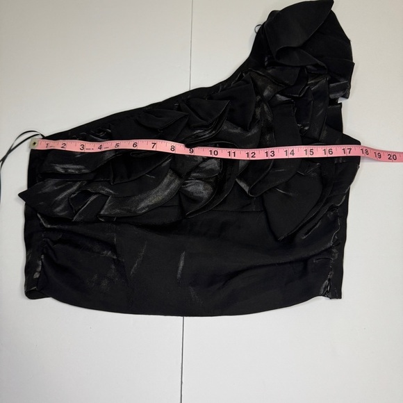 MNG by Mango Black One Shoulder Ruffle Top NWT Size L - Picture 5 of 10